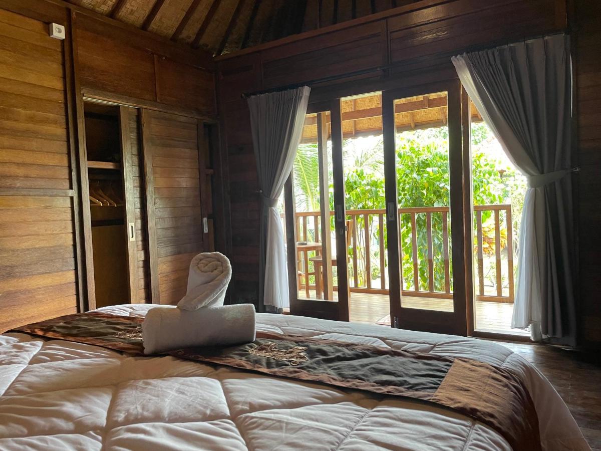 Mangrove Beach Hut Нуса Лембонган Екстериор снимка